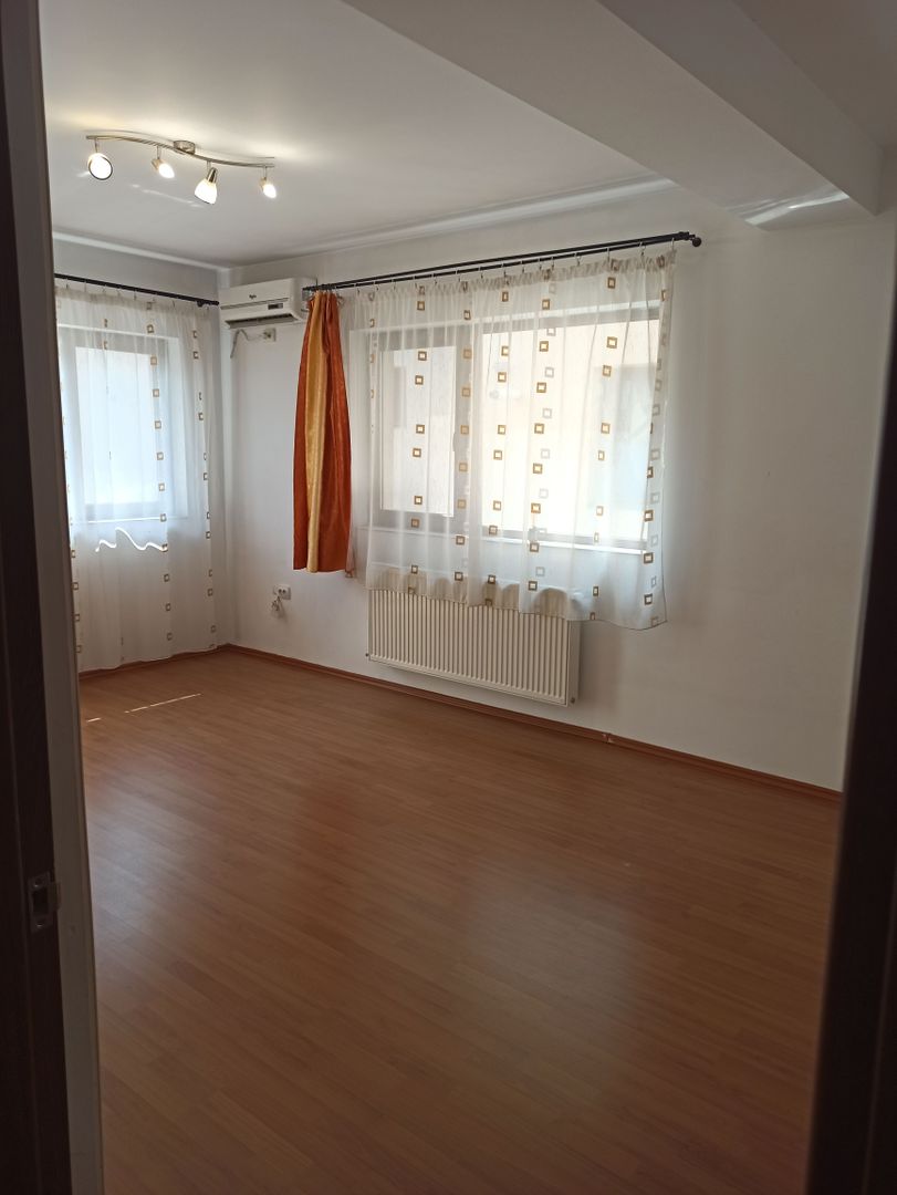 2cam.dec-et.1+parcare+gradina amenajata/15min metrou D.Leonida - Poză 1