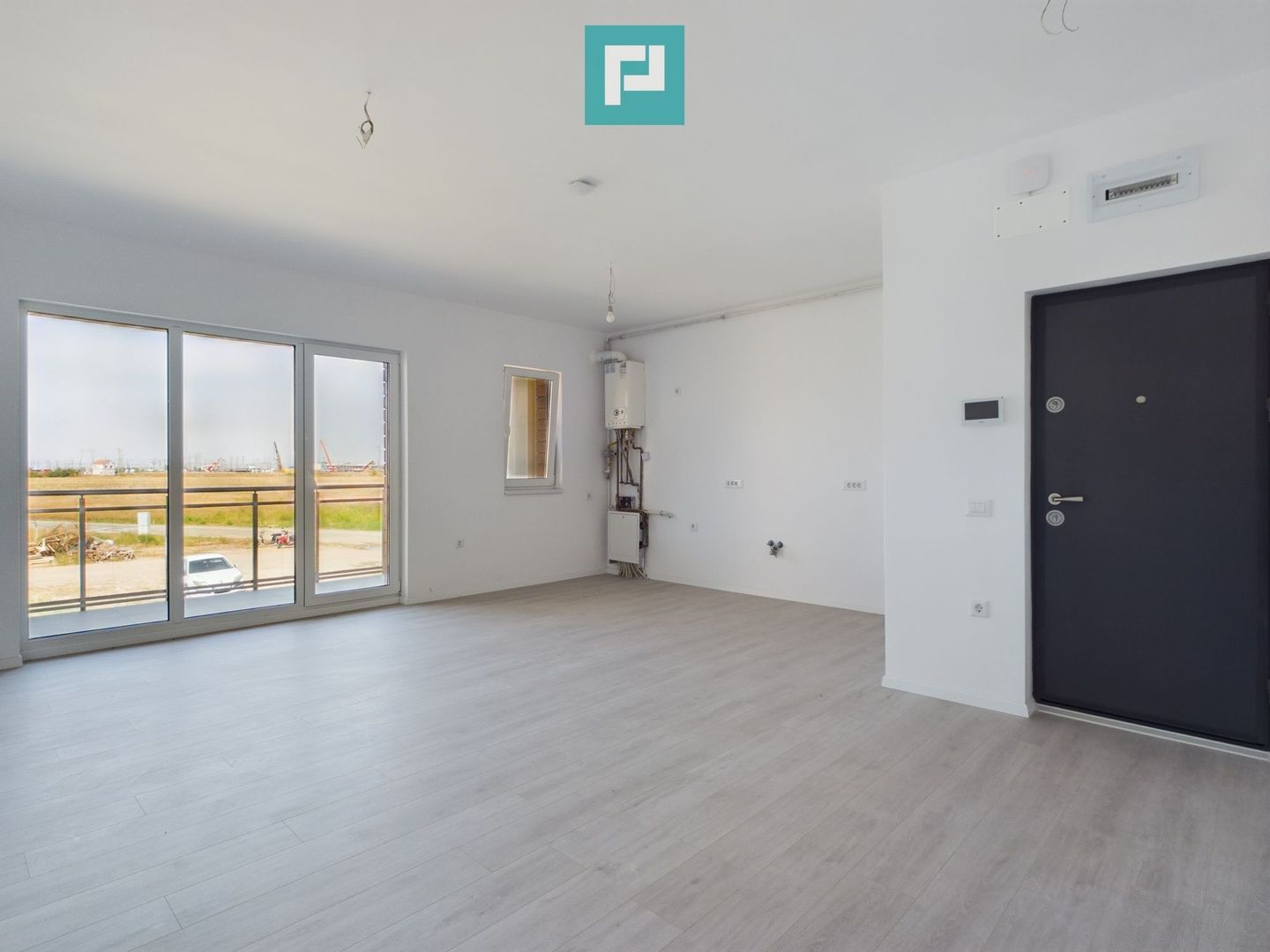 Apartament nou cu 3 camere în Via Carmina - Poză 1