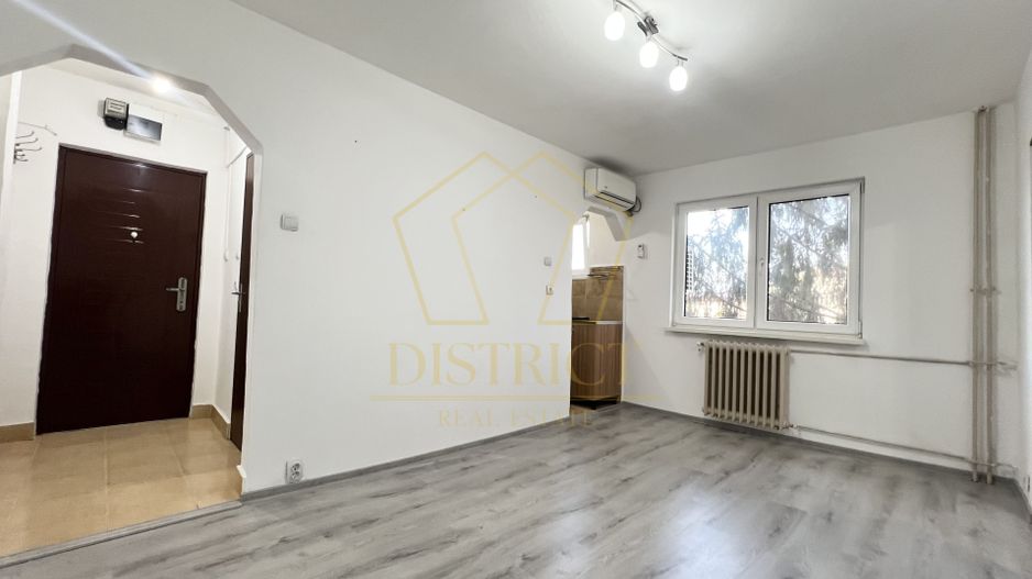 Apartament renovat cu 2 camere  | Shopping City | Sagului - Poză 1