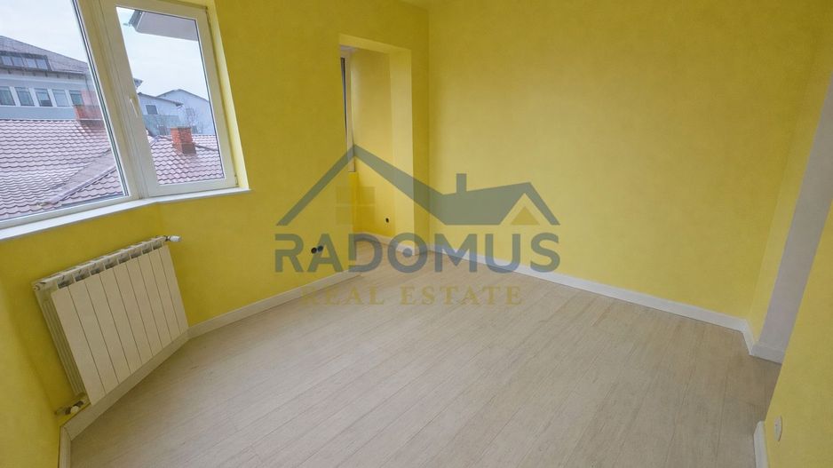 APARTAMENT CU CURTE + INTRARE SEPARATĂ – CASĂ INTERBELICĂ - Poză 5