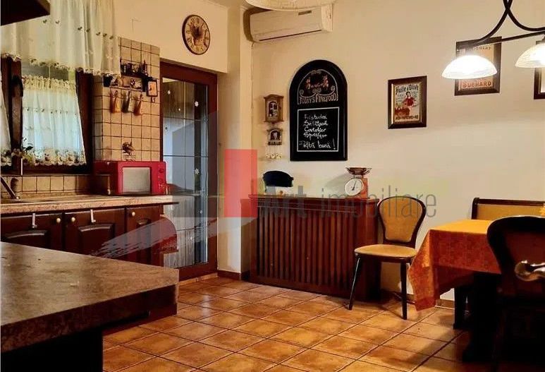 Vila superba cu gradina si panouri solare | Tancabesti - Poză 11