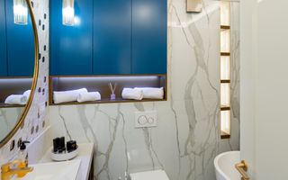 Apartamentcu 2 camere finisat lux in zona centrala - Poză 15