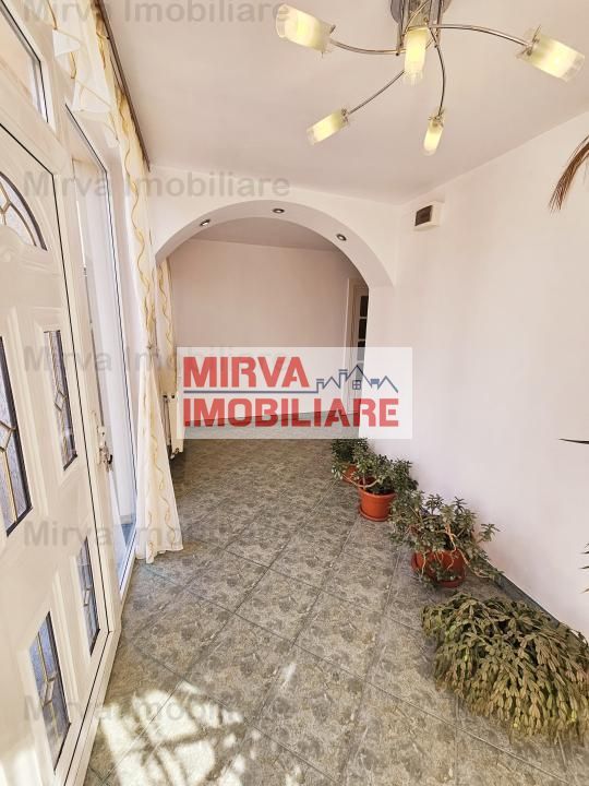 Vanzare vila 6 camere + spatiu comercial, mobilata si utilata, in Blejoi - Poză 5
