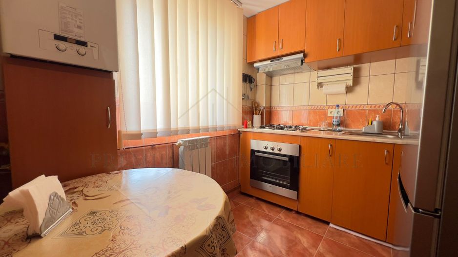Apartament cu 2 camere decomandat zona de sus - Poză 8