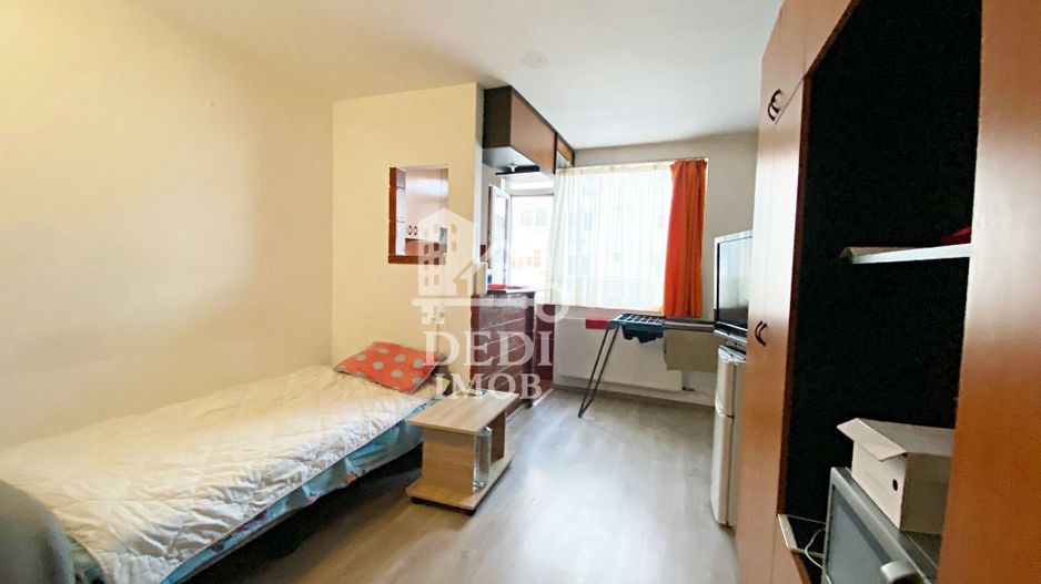 Apartament 1 camere de inchiriat in zona Rogerius, Oradea - Poză 1