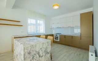 Casă Premium în Cisnădioara I 177 mp I Vedere catre Cetate - Poză 12