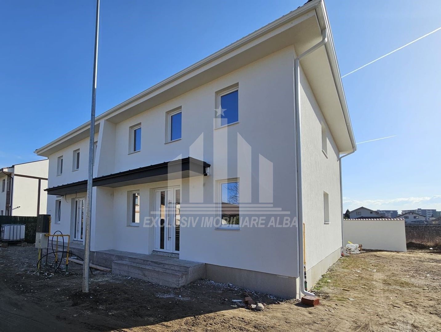 Case tip duplex de vanzare, Arex - Poză 1