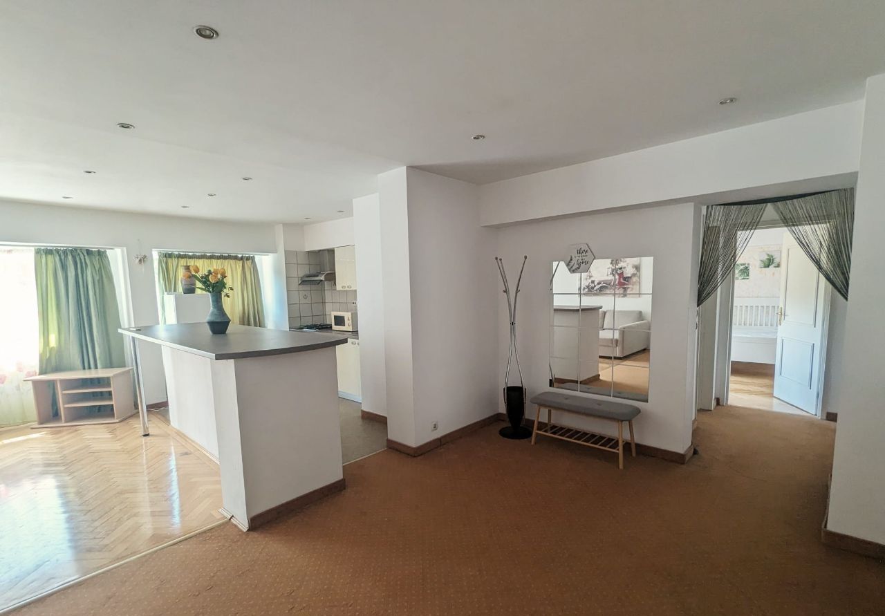 2 camere central, etaj 2, mobilat/utilat, Centrul Civic, Piata Unirii - Poză 4