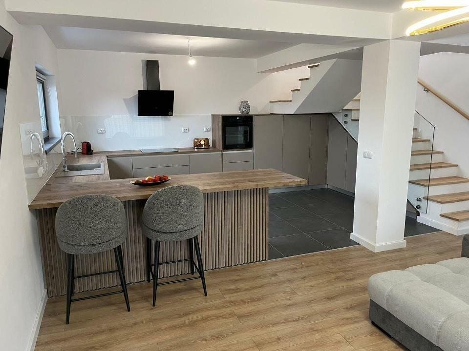 Tărlungeni, zona Izvor, casă de vănzare - Poză 3