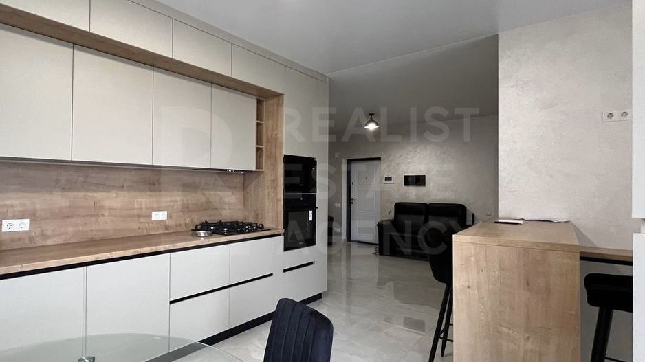 Chirie apartament, 3 camere, str. Avram Iancu, Centru - Poză 1