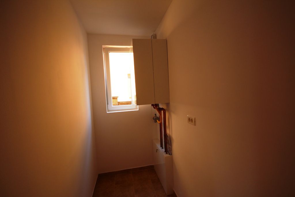 Vila spatioasa  nemobilata zona Elisabetin - Poză 7