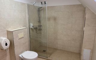 De inchiriat apartament 2 camere/ Centrul Istoric - Poză 14