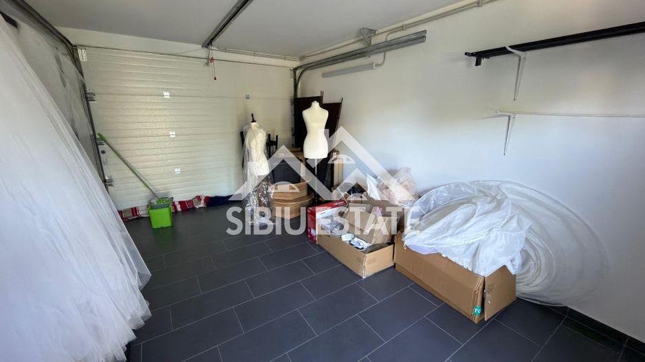 Spatiu comercial/birouri, zona buna, circulata, cladire moderna - Poză 5
