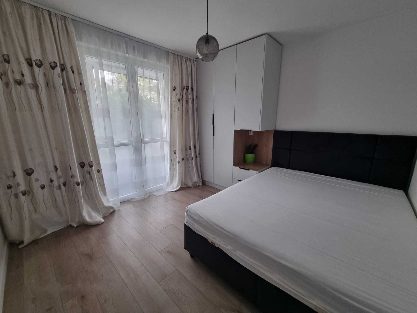 Închiriez Apartament cu 3 camere, prima închiriere, vedere Parc Circului ✨ - Poză 3