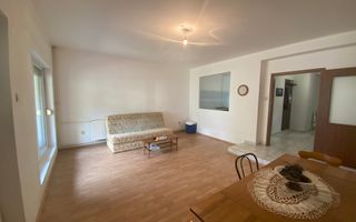 Casa de vânzare/închiriere zona Lunei - Poză 3