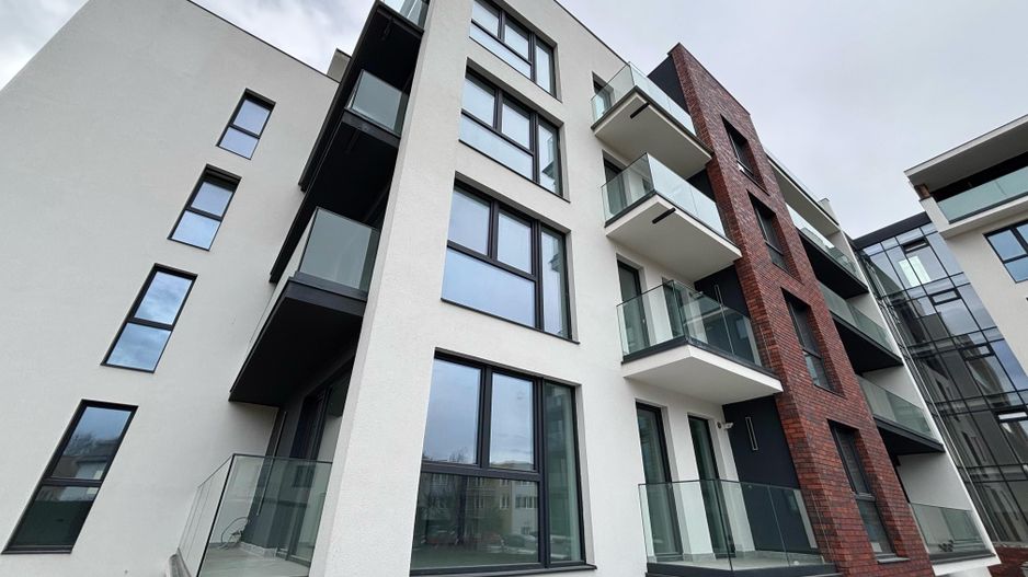 Apartament PREMIUM 3 camere cu GARAJ - zona Centrala - Poză 13