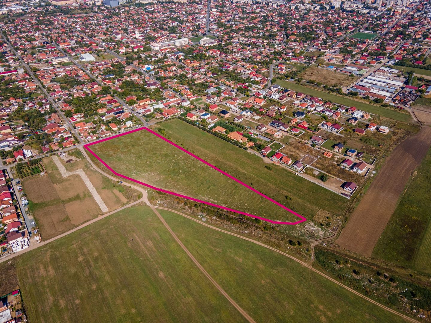 Teren în Bujac, strada Orizontului, suprafață 28.000 mp - Poză 1