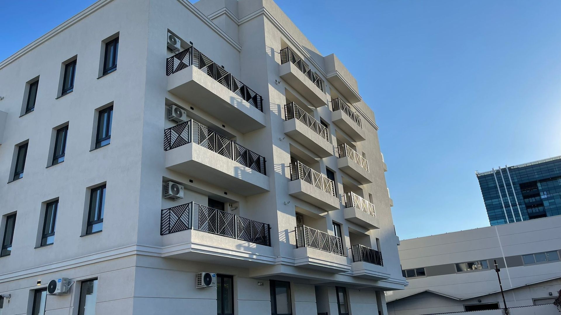 The Class Apartments 2 - Poză 4