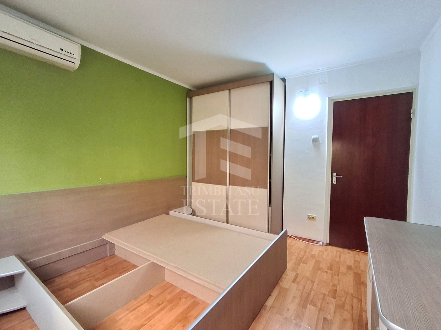 Apartament 3 camere decomandat | Locație excelentă | Bd. Chișinău 21 - Poză 12