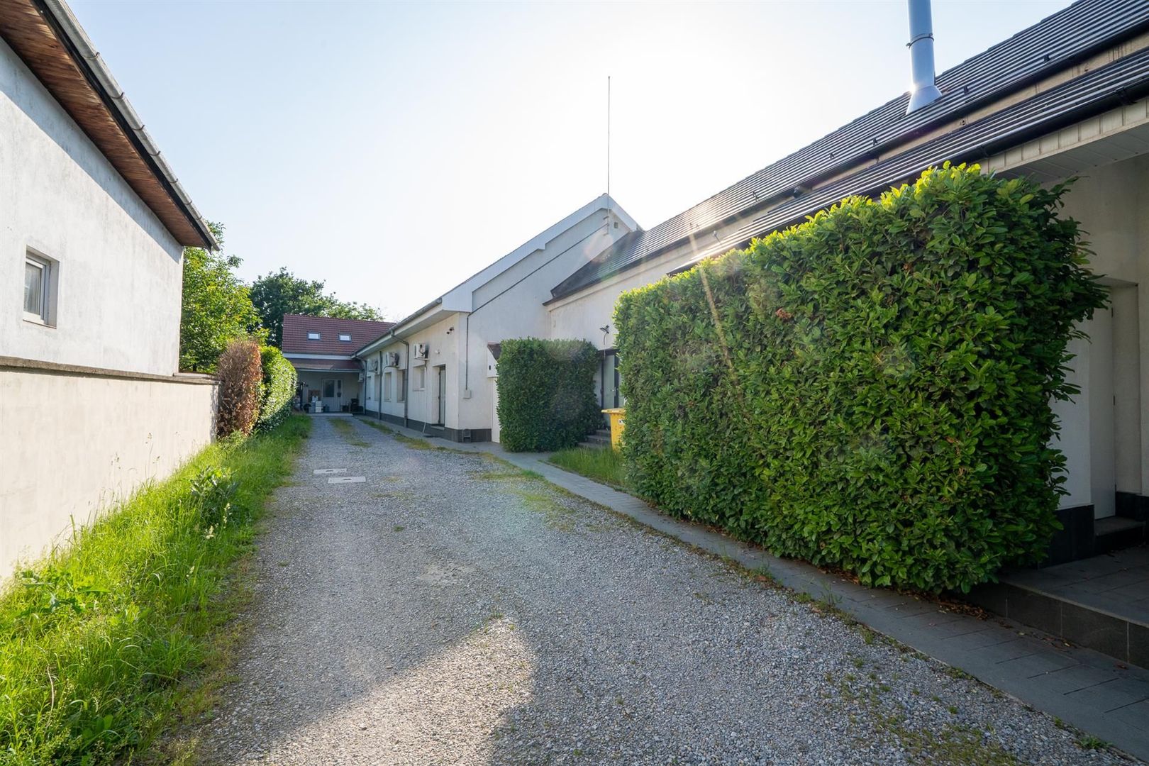 Spatiu comercial birouri/cazare Episcopia - Poză 1