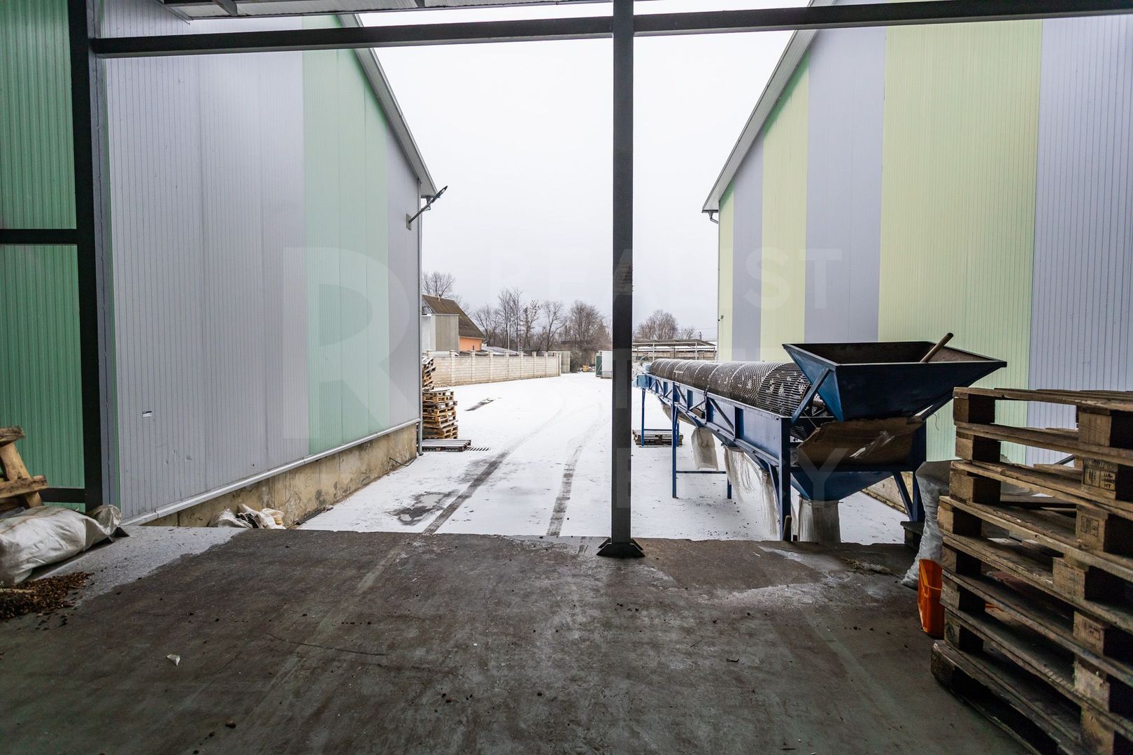 Vânzare, spatiu industrial, 2125 mp, strada Calarasilor, Călărași - Poză 4