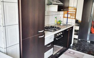 Codlea, apartament 2 camere decomandat, etaj 1, mobilat, 75000 euro - Poză 17