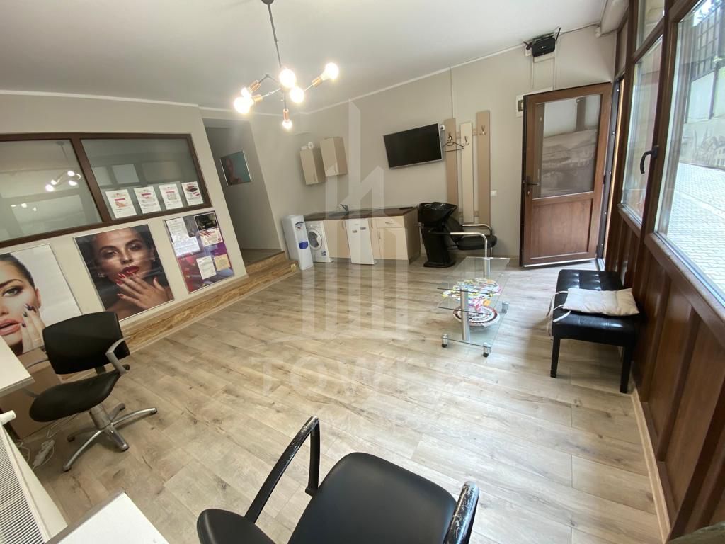 Spațiu comercial central - Poză 1