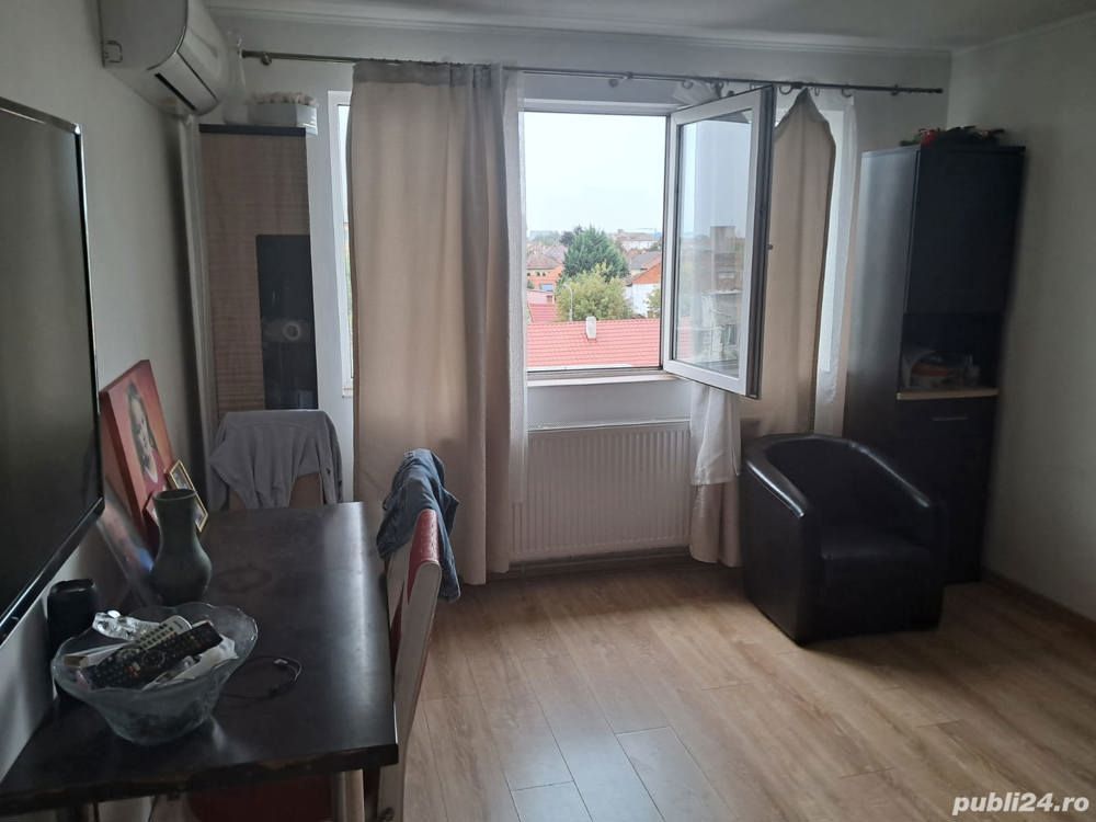 BRASADAS vinde ap 2 cam etaj 4/4 în 14 Mai. - Poză 1