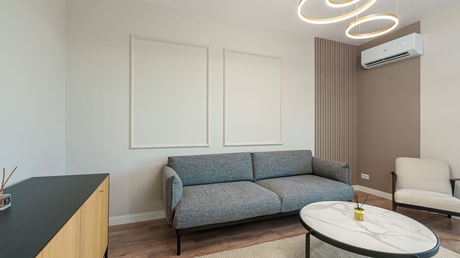 Casă Modernă în Cartier Privat Str Tiparniței–Curte și Parcare Proprie - Poză 1