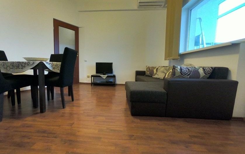 Apartament compact cu doua camere, zona Mosilor- bulevardul Carol - Poză 5