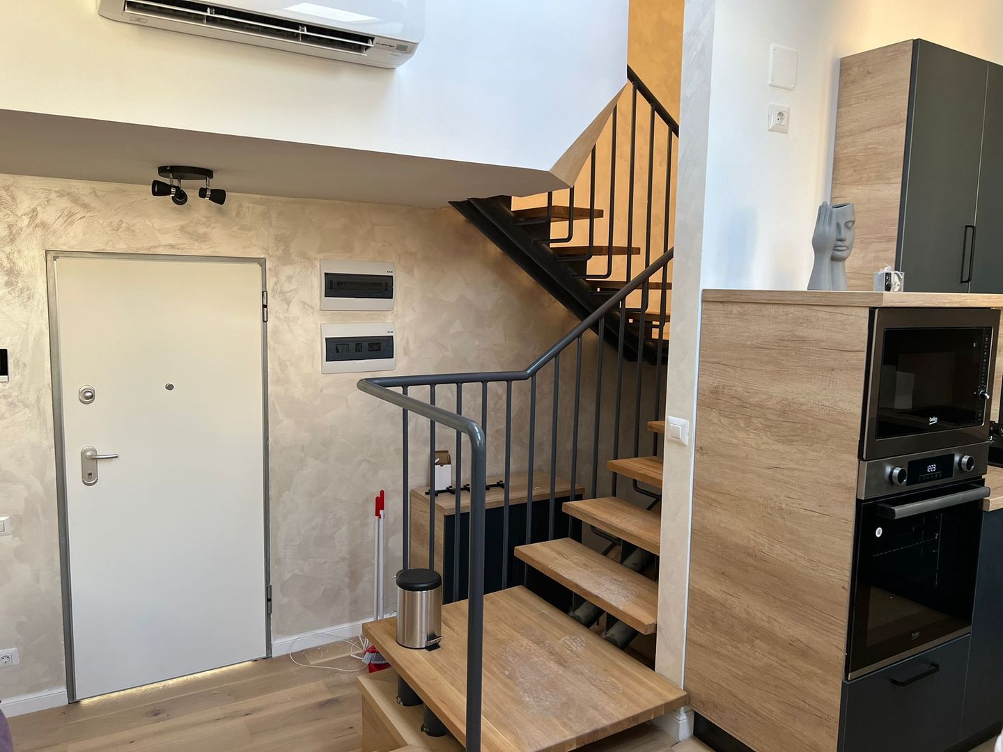 Închiriere Duplex 2 Camere Unirii, Terasă, Centrală, Piscină Rooftop - Poză 8