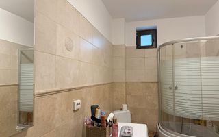 Vila spatioasa cu vedere spre lac Corbeanca - Poză 54