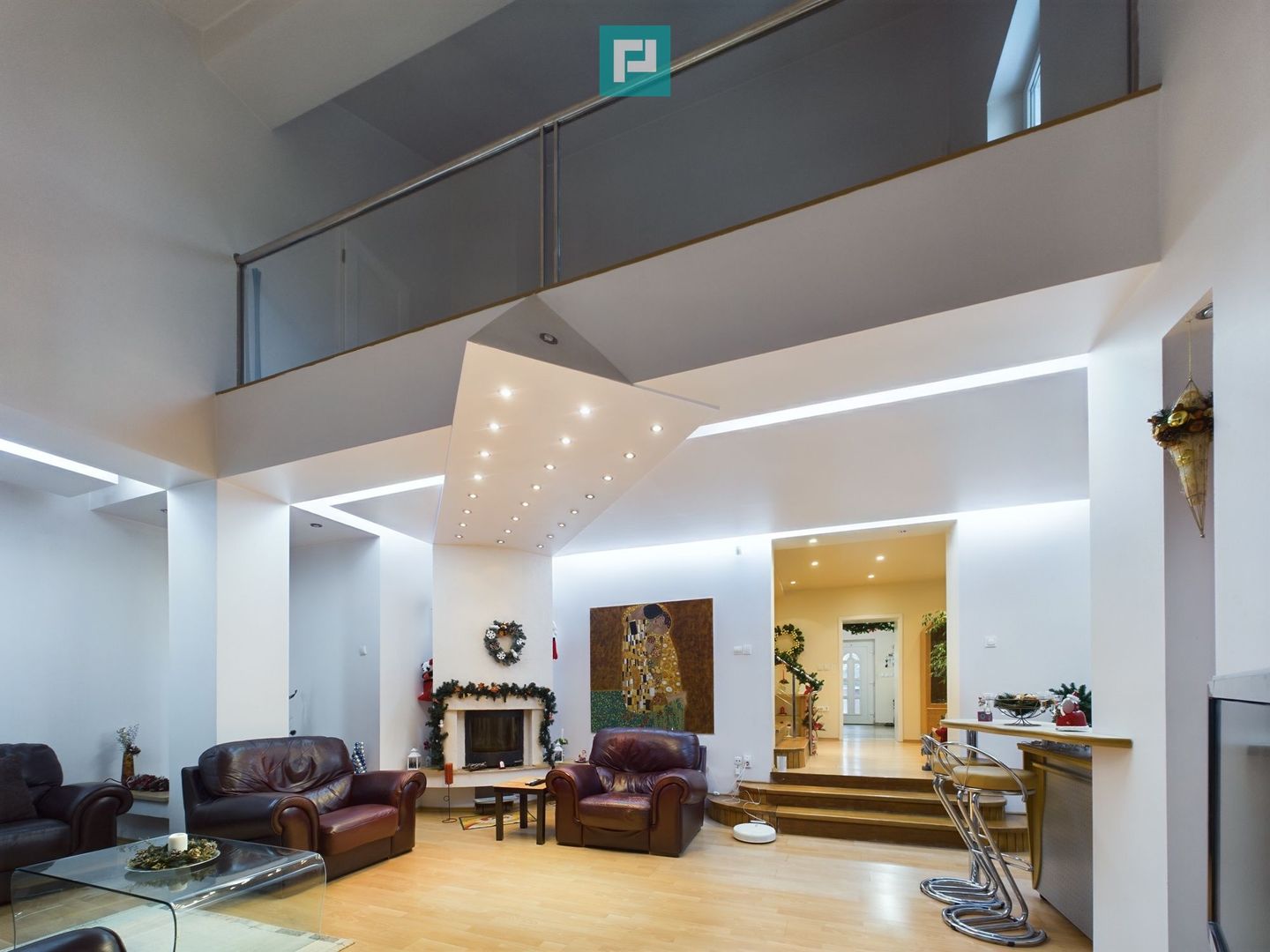 Casă situată Central în Dumbrăvița - Poză 10