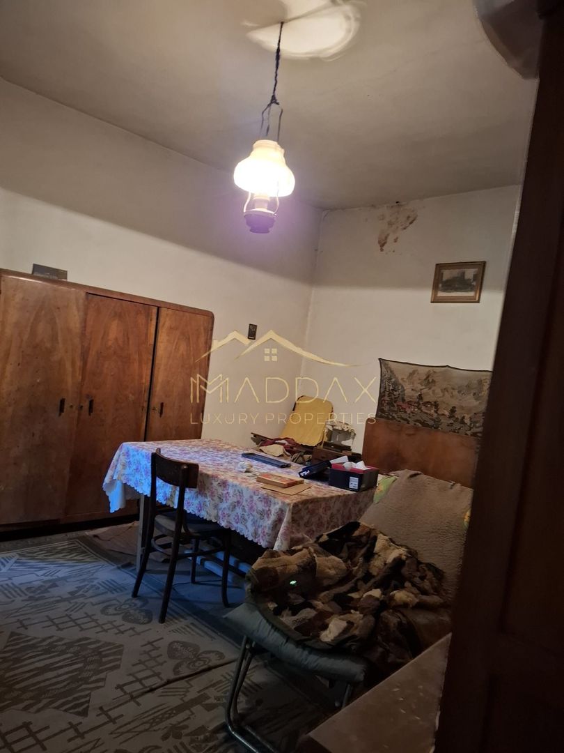 Casa traditionala cu potential**Teren 1712 MP**in Centrul IANCA //OLT - Poză 7