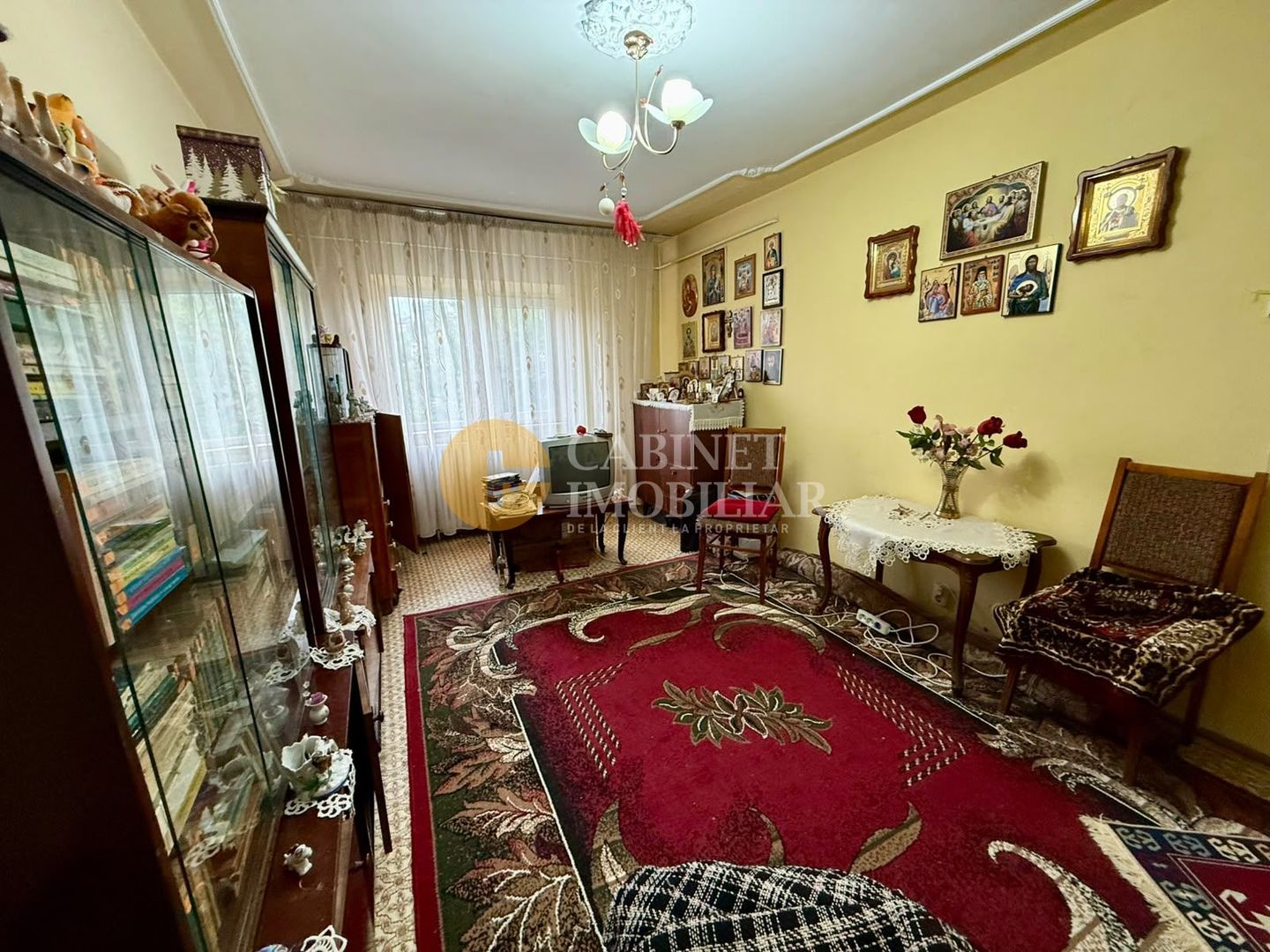 3 CAMERE DECOMANDAT-- ETAJ 4 -- LUKOIL PACURARI - Poză 1