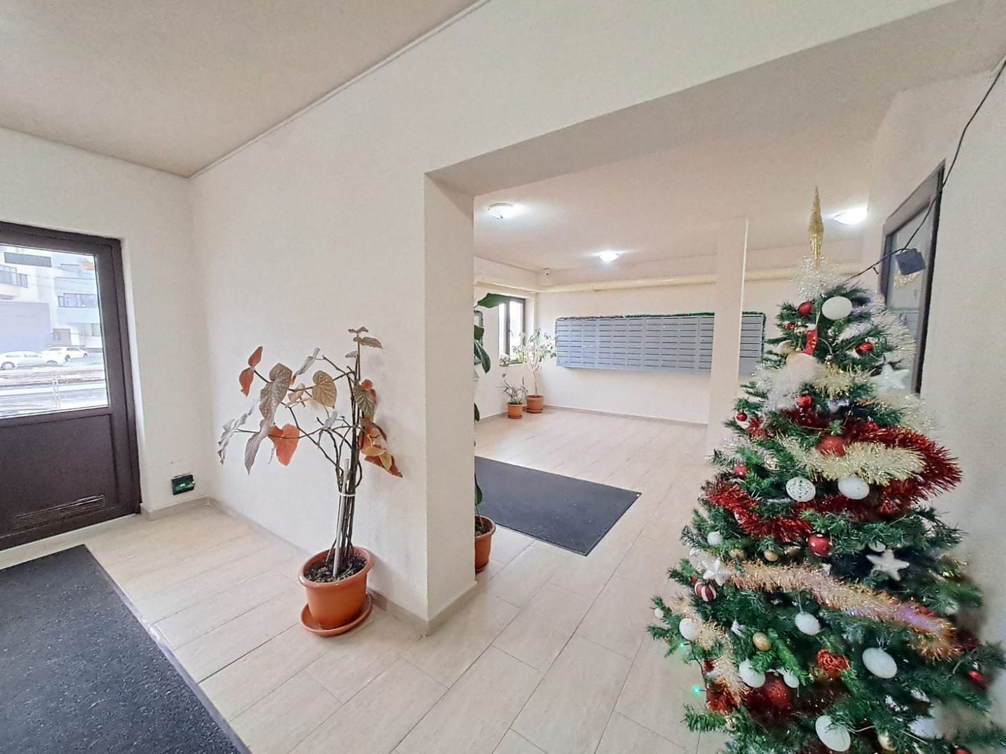 AP. 2 CAMERE LUJERULUI, CENTRALA, BUCATARIE OPEN-SPACE, METROU 7 MIN - Poză 11