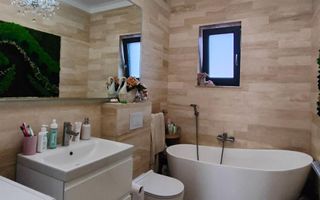 Apartament  3 camere in bloc nou cu parcare privata in zona centrala - Poză 12