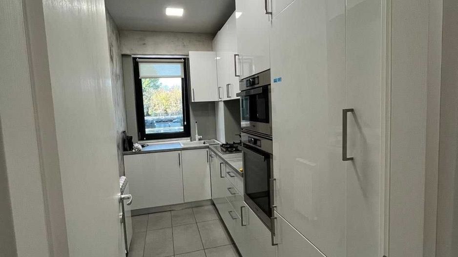 Apartament de inchiriat 2 camere decomandat Complex Novum 600 euro. - Poză 2