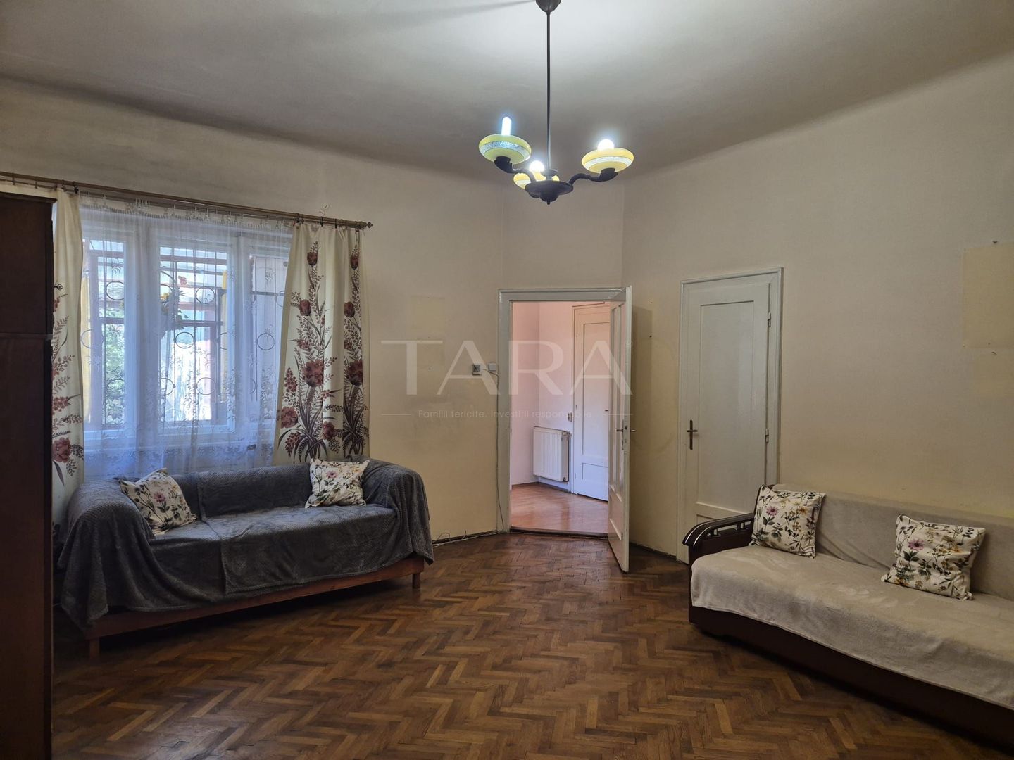 Apartament în Vilă Interbelică – Ultracentral, lângă Parcul Central - Poză 5