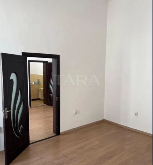 Apartament Versatil în Centru – Ideal Locuință sau Business - Poză 4