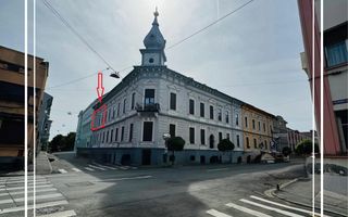 De vanzare Apartament de renovat 4 camere generoase Central Arad - Poză 14