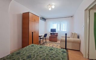 De inchiriat apartament cu o camera, etaj 1, Faleza, 285 euro - Poză 3
