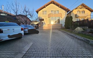 Casă / Vilă cu 8 camere de vânzare în Manastur, Cluj-Napoca - Poză 1