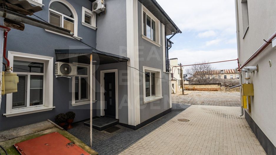 Vânzare, casă, 134 mp, strada Alexandru Bernardazzi, Centru - Poză 2