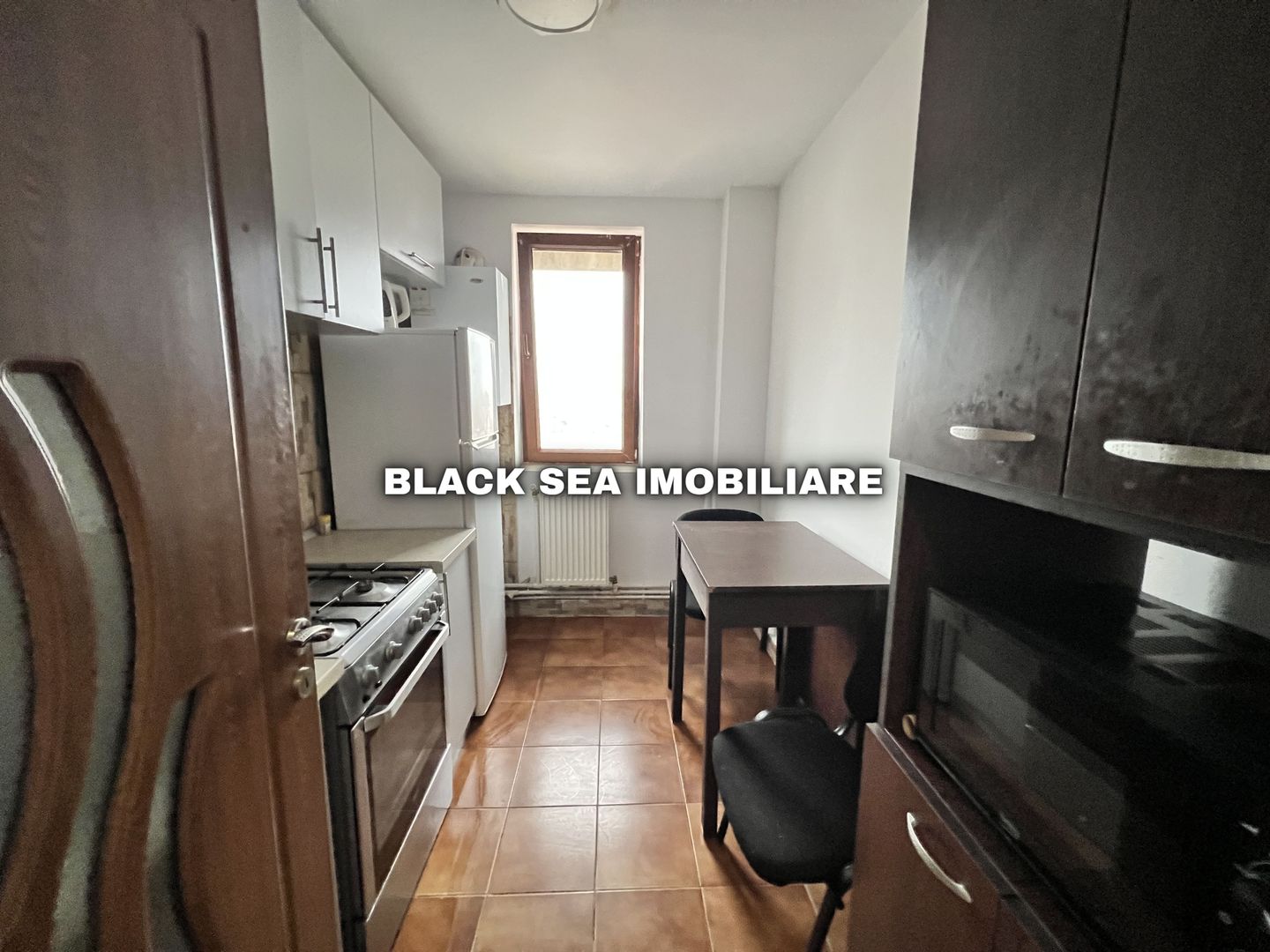 Apartament 2 camere, zona Centrala, - Gaze - Renovat - Ocazie - Poză 7