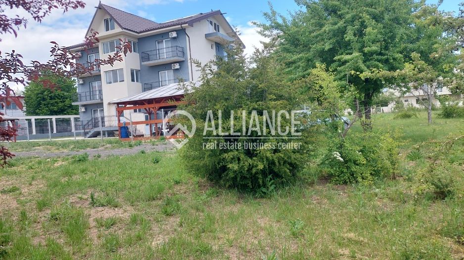 EXCLUSIVITATE - Vilă de vânzare în statiunea Venus ( cod 12 ) - Poză 3