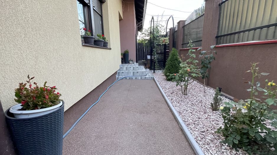Duplex de vanzare in Sacalaz-parter +mansarda - Poză 1