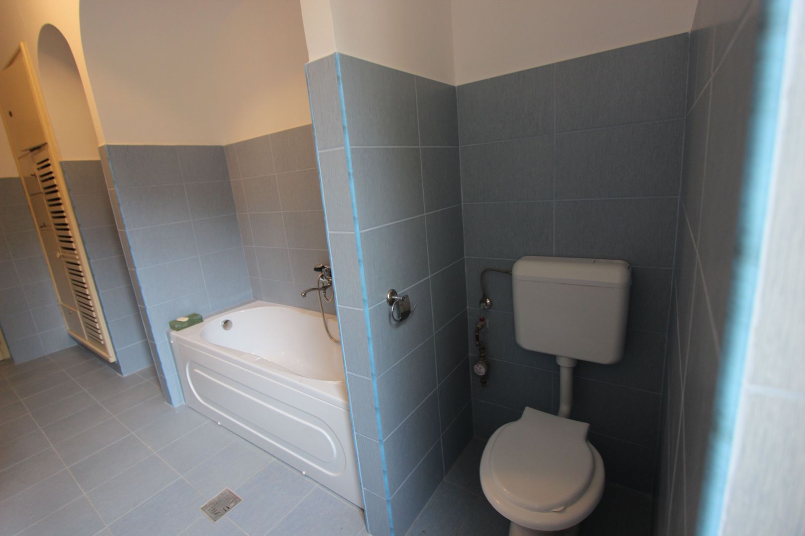Apartament spatios 3 camere,zona medicina - Poză 16