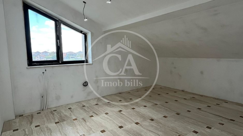 Casă de vânzare P+E+M cu 7 camere in Cartierul Grigorescu, Oradea - Poză 18