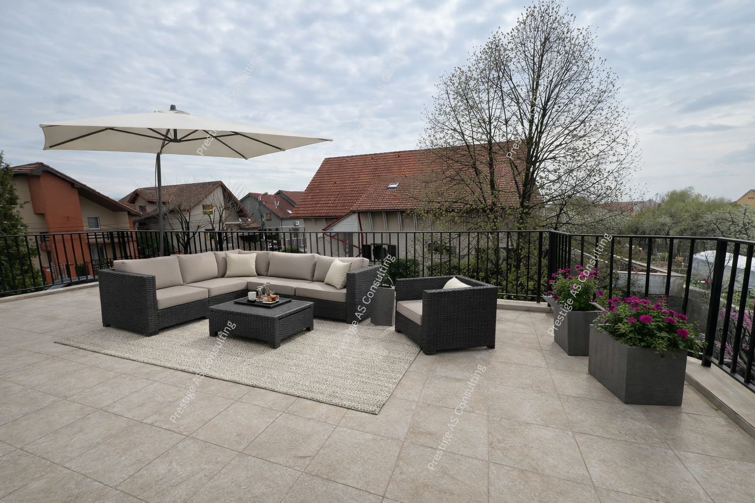 Vila individuala renovata complet | 6 camere | 500 mp teren | Str Jean Monnet - Poză 17